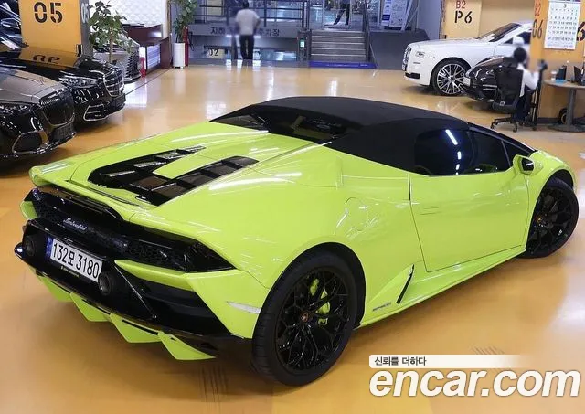 Lamborghini Huracan 2022 thumb 9