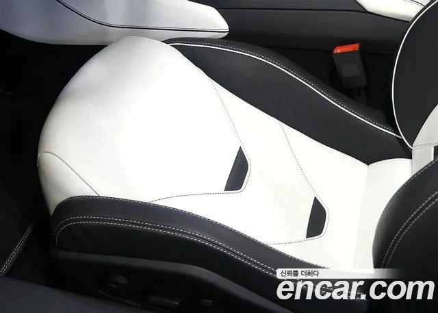 Lamborghini Huracan 2022 thumb 5