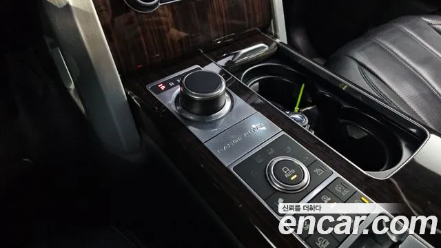 Land Rover Range Rover 2016 thumb 12
