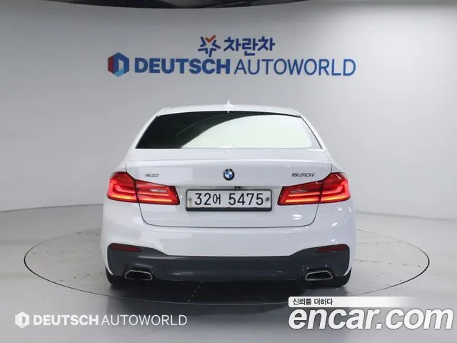 BMW 5 серии 2019 thumb 10