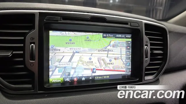 Kia Sportage 2016 thumb 8