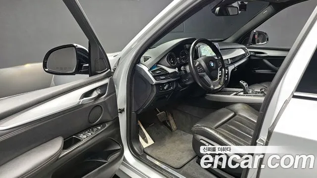 BMW X5 2018 thumb 10