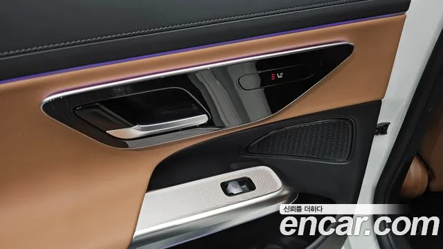 Mercedes-Benz E-Class 2024 thumb 5