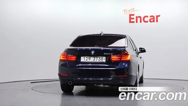 BMW 3 серии 2015 thumb 5