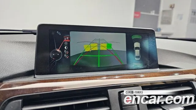 BMW 3 серии 2015 thumb 2