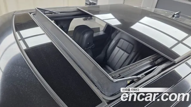 Land Rover Range Rover Sport 2019 thumb 9