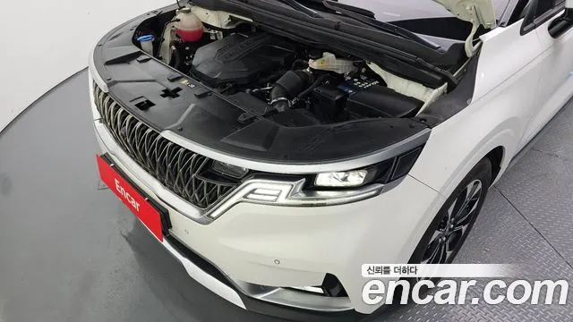Kia Carnival 2021 thumb 2