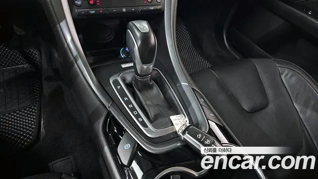 Ford Mondeo 2016 thumb 3
