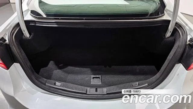 Ford Mondeo 2016 thumb 7