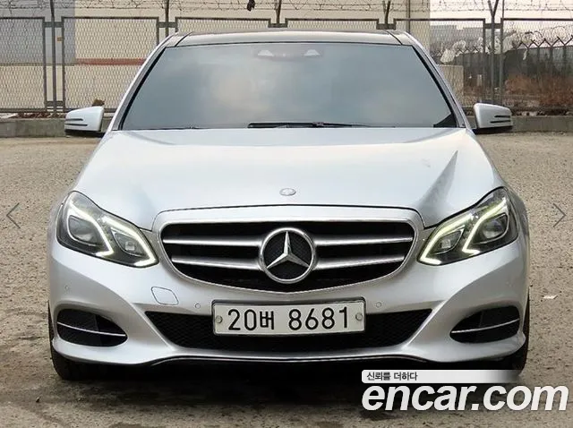Mercedes-Benz E-Class 2014 thumb 9