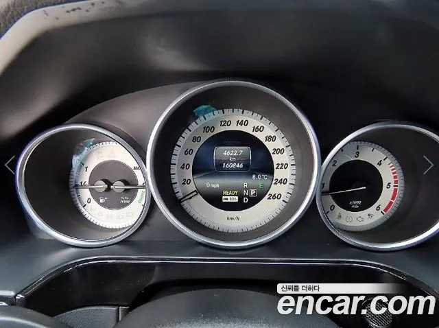 Mercedes-Benz E-Class 2014 thumb 5