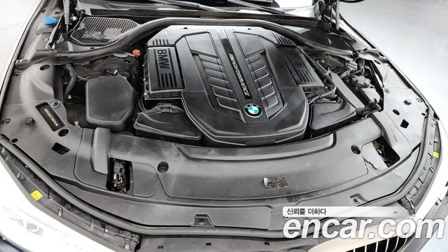 BMW 7 серии 2018 thumb 3
