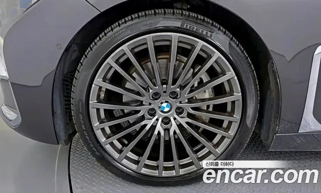 BMW 7 серии 2020 thumb 8