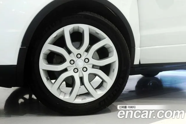 Land Rover Range Rover Evoque 2016 thumb 10