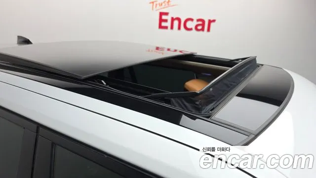 Land Rover Range Rover 2019 thumb 10