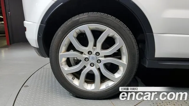 Land Rover Range Rover Evoque 2016 thumb 6