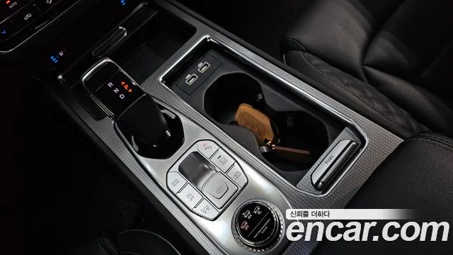 KGM Rexton 2020 thumb 12