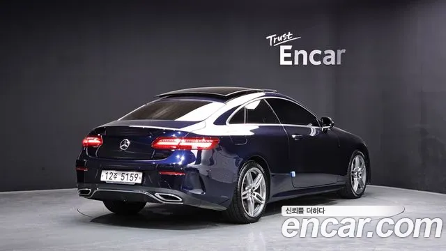 Mercedes-Benz E-Class 2017 thumb 8