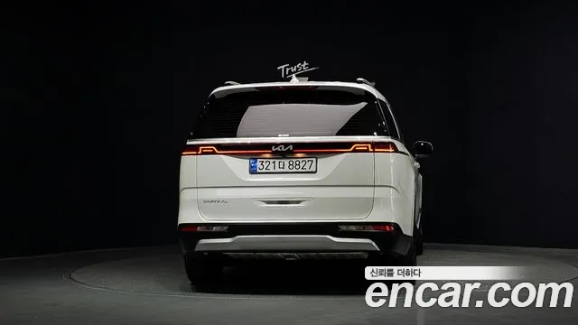 Kia Carnival 2022 thumb 7