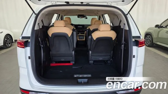 Kia Carnival 2022 thumb 5