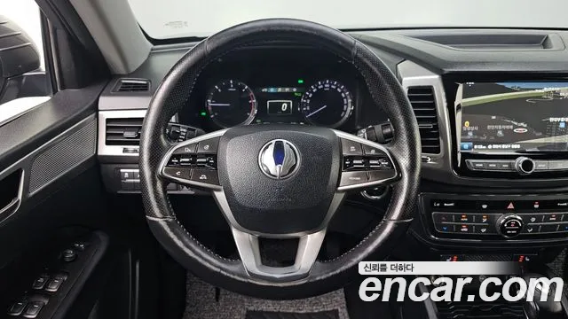 KGM Rexton 2019 thumb 8