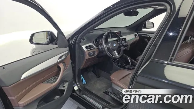 BMW X1 2022 thumb 6