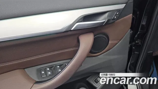 BMW X1 2022 thumb 8