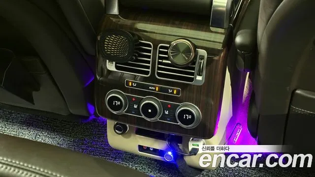 Land Rover Range Rover 2016 thumb 12