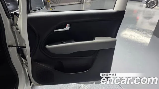 Kia Ray 2019 thumb 11