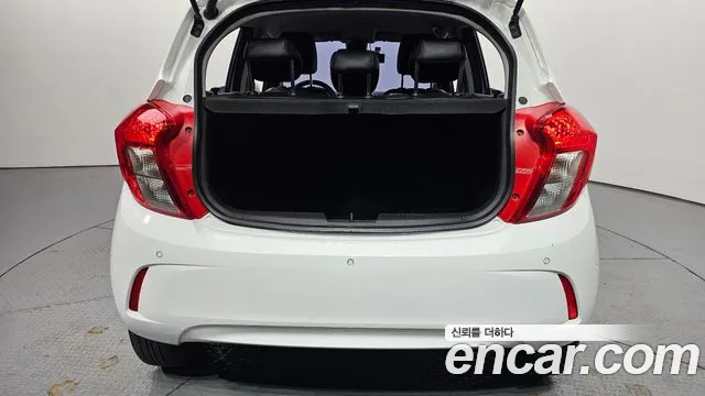 Chevrolet Spark 2017 thumb 6