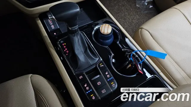 Kia Carnival 2019 thumb 9
