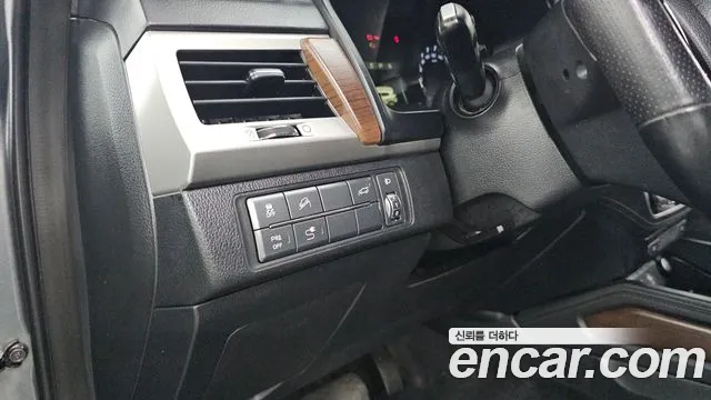 KGM G4 2018 thumb 3