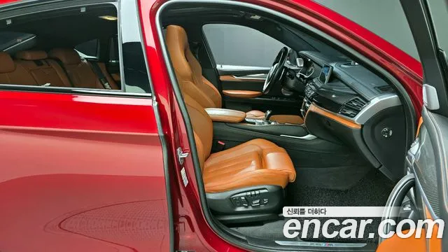 BMW X6M 2019 thumb 2