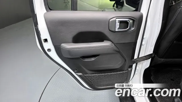 Jeep Wrangler 2022 thumb 10