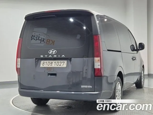 Hyundai Staria 2022 thumb 9