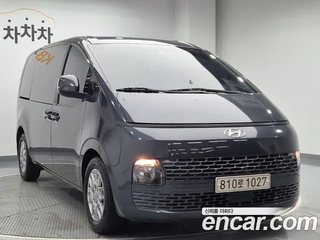 Hyundai Staria 2022 thumb 6
