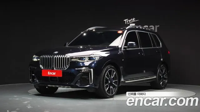 BMW X7 2021 thumb 4