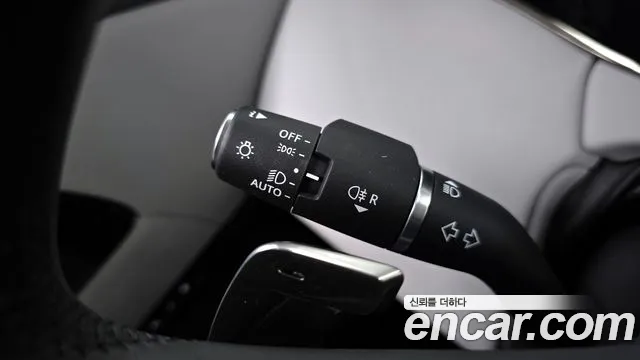 Land Rover Range Rover Evoque 2025 thumb 12