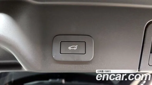 Land Rover Range Rover Evoque 2025 thumb 3