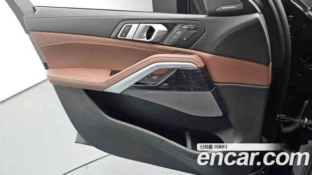 BMW X6 2023 thumb 10