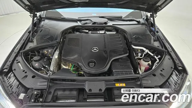 Mercedes-Benz S-Class 2025 thumb 7