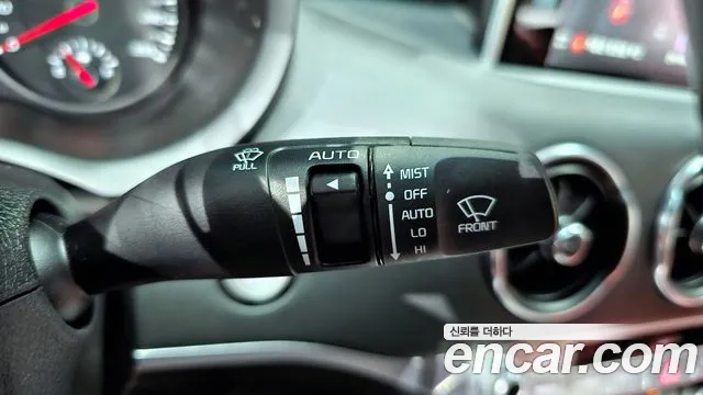Kia Stinger 2017 thumb 10