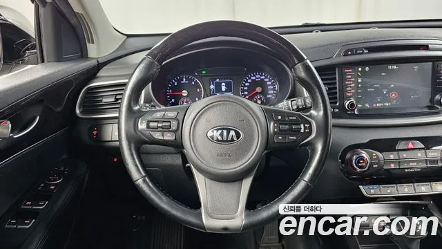 Kia Sorento 2015 thumb 10