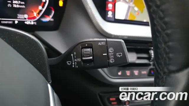 BMW 1 серии 2022 thumb 2