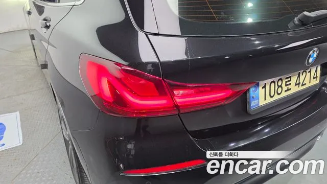 BMW 1 серии 2022 thumb 12