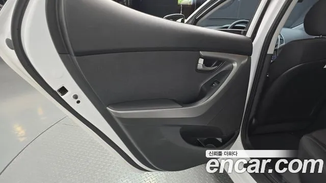 Hyundai Elantra 2014 thumb 5