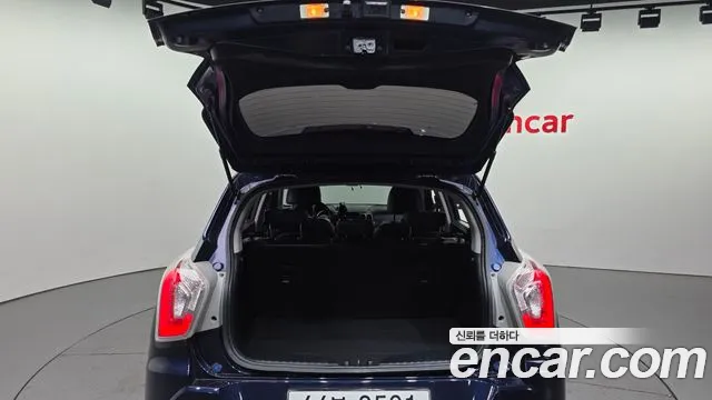 KGM Tivoli 2015 thumb 11