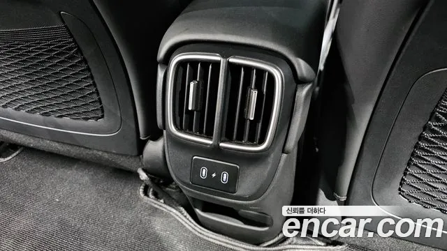 Hyundai Ioniq6 2023 thumb 11