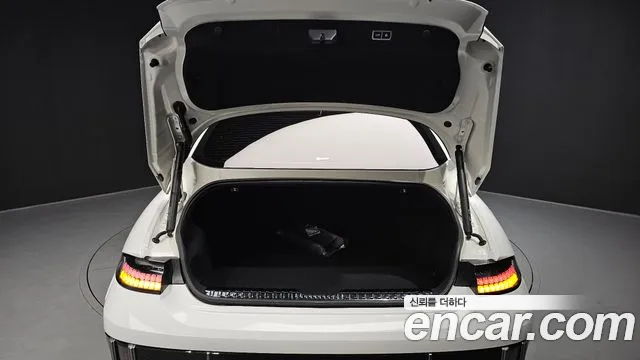Hyundai Ioniq6 2023 thumb 9