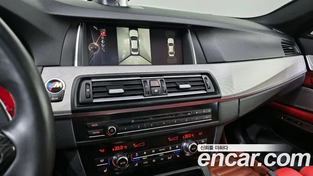 BMW M5 2016 thumb 4